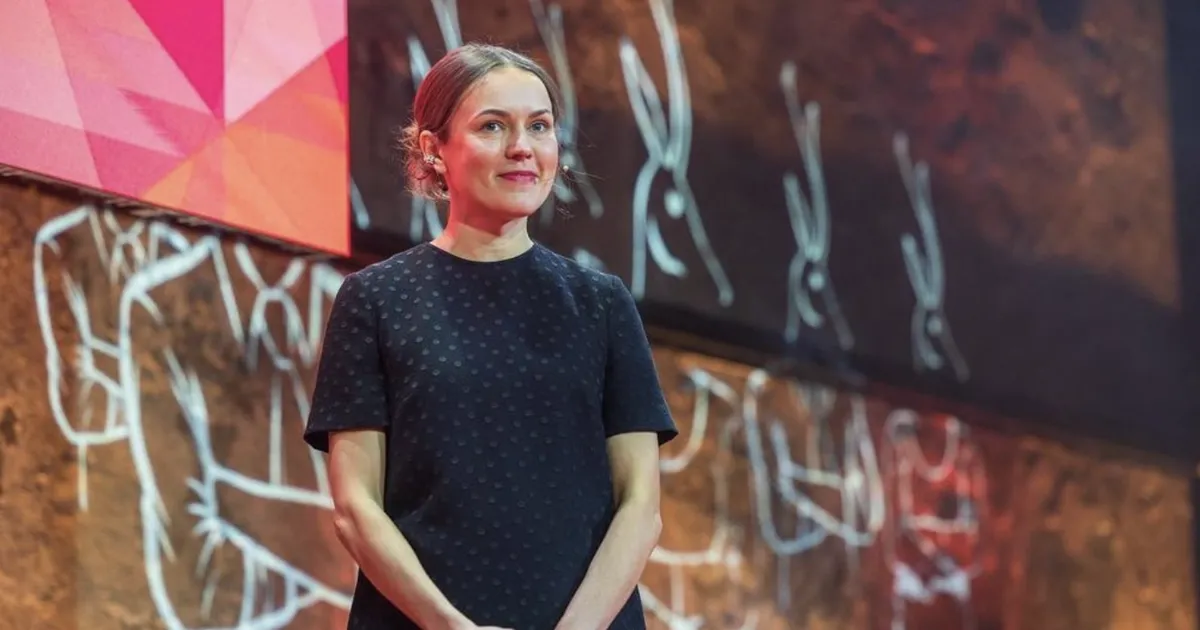 ARMSAD KLÕPSUD ⟩ «Samal ajal olen ise missioonil...» Moedisainer Lilli Jahilo jagab emaduse rõõme