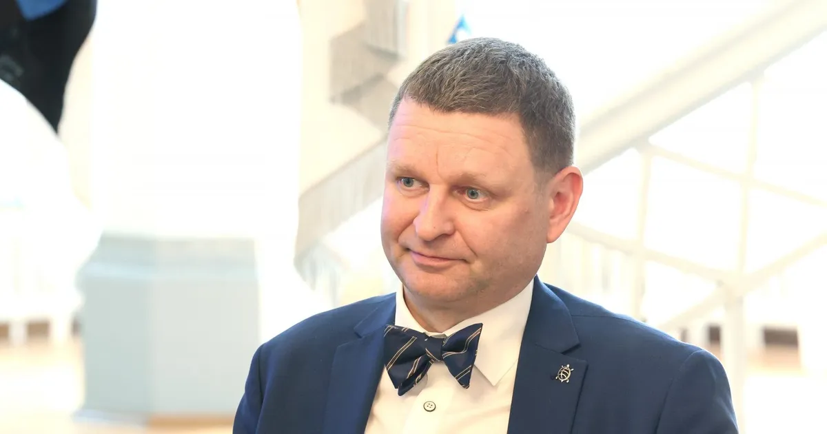 Tervisekassa juht: suvepäevade kajastamine võib olla poliitiline tellimustöö