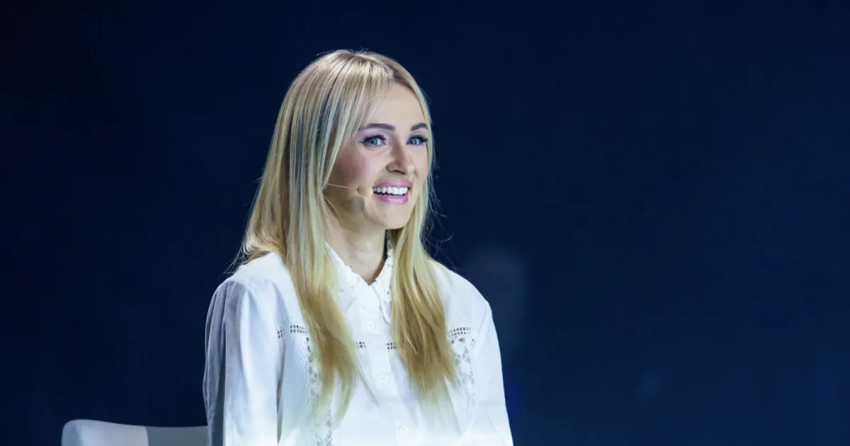 KLÕPSUD ⟩ Arhitektuur, kohvikuskäigud ja bikiinipildid: kas Grete Klein ja Jürgen Pärnsalu nautisid koos puhkust?