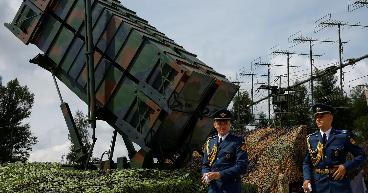 Šmõhal arutas Londonis kaitsetööstusfirmadega õhukaitse uuendusi