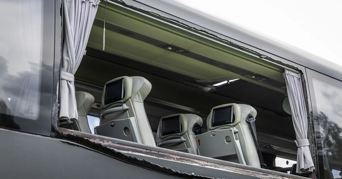 Saue bussiõnnetuses kannatanud nõuavad Lux Expressilt tuhandeid eurosid