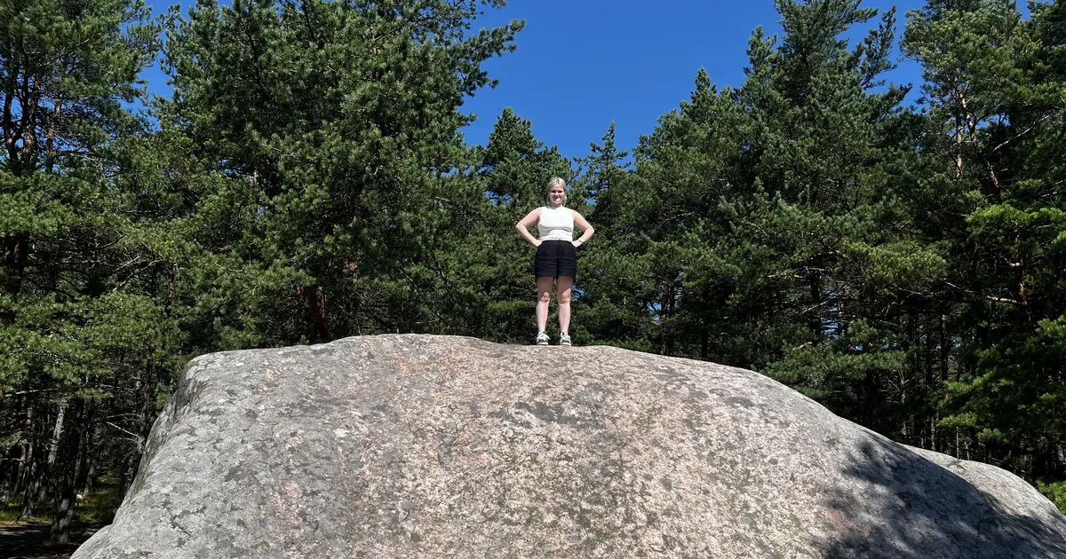 MÜSTILINE OBJEKT PRANGLIL ⟩ Kohalike sõnul aitab just see naiste rasestumisele kaasa