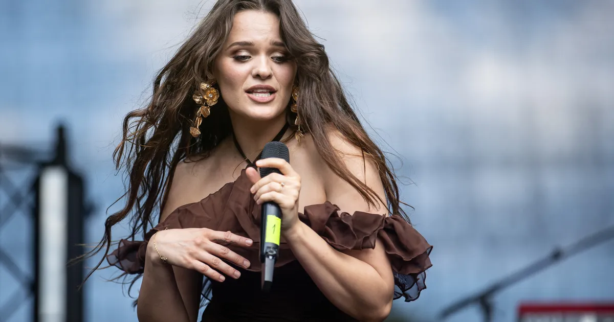 VIDEOINTERVJUU ⟩ Getter Jaani suvest, uuest loost ja fännidega kohtumisest: nii hea oli näha nende reaktsiooni, olin ise täpselt sama elevil!