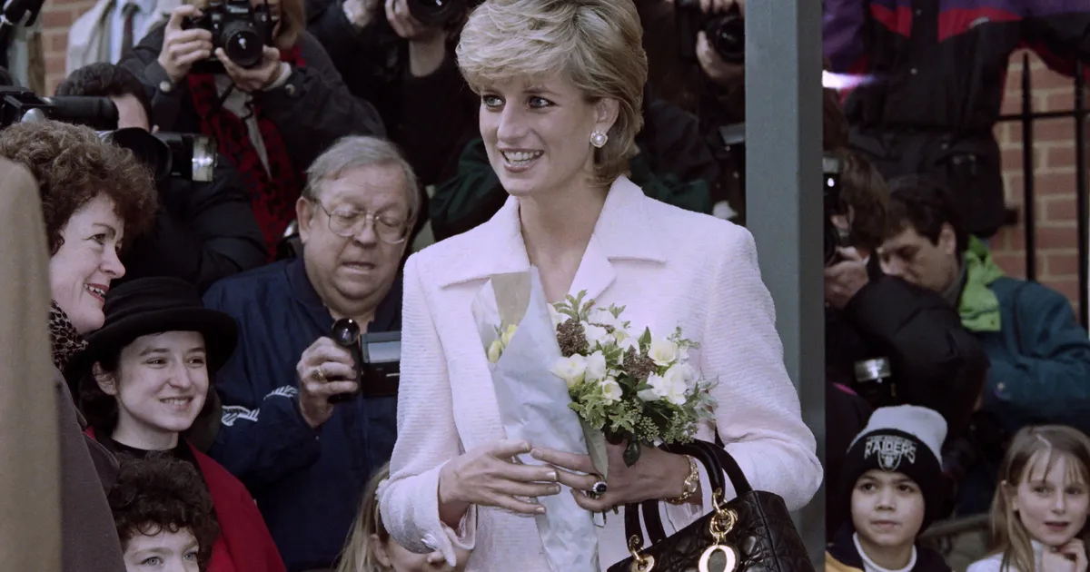 Nurjatu skandaal, mis kiirendas Charlesi ja Diana lahutust: tahaksin olla sinu tampoon