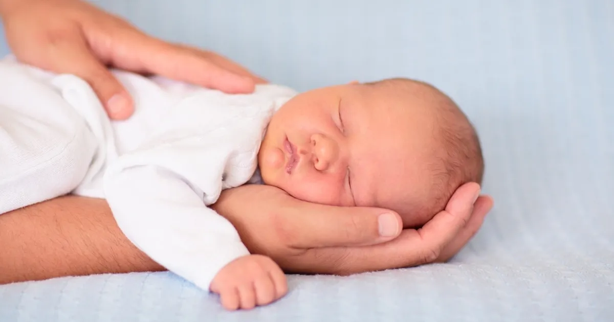 Maailma vanim vastsündinu? See beebi ootas sündi kolm aastakümmet