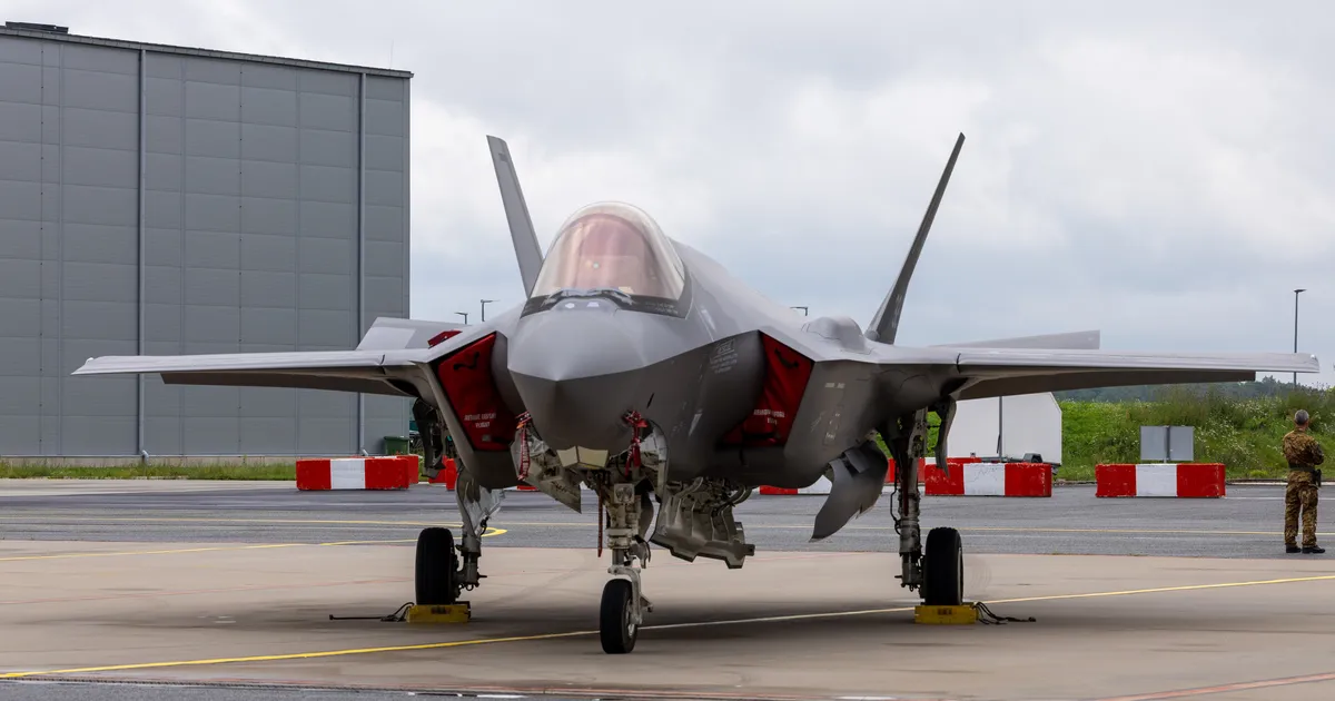 FOTOD ⟩ Ämaris paiknevatel Itaalia hävitajatel tuli Vene sõjalennukeid tuvastada