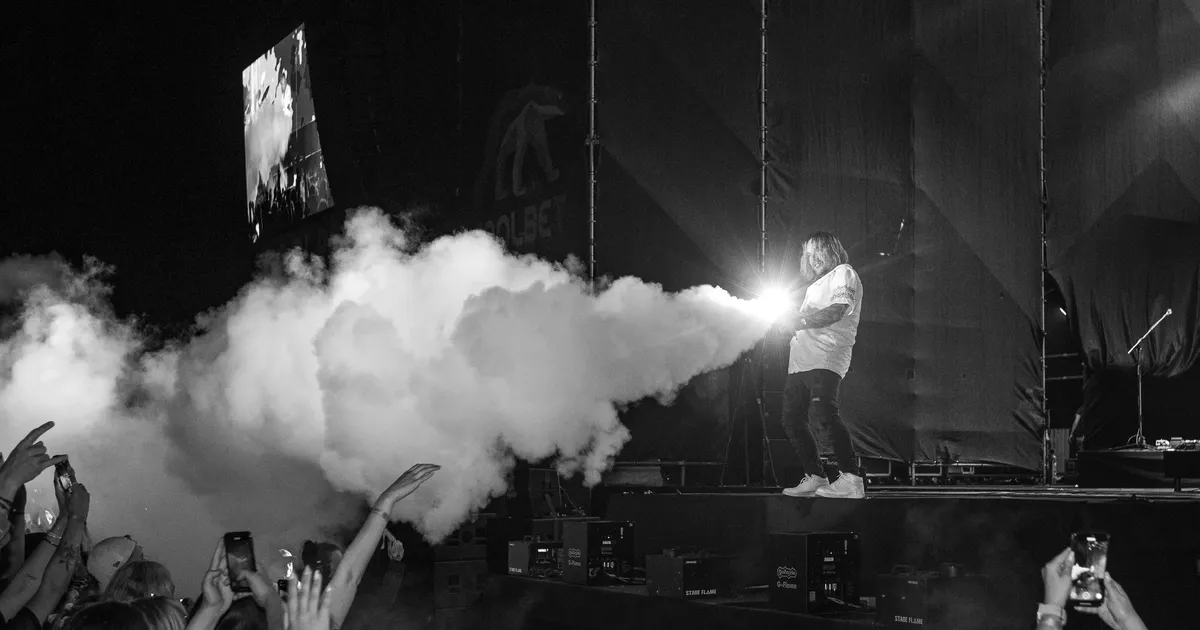 REPORTAAŽ ⟩ «Vot see on õnn, kui ma olen puhkusel ja õllekal»: Terminaator tõi taevast tähed alla ja Õllesummeri kolmas päev kinnitas festivali uue näo