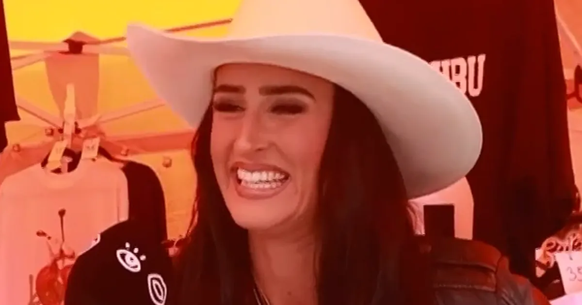 VIDEOINTERVJUU ⟩ Hendrik Sal-Salleri kitarr võib ühel päeval jõuda oksjonile või isegi poeletile. «Tore kuulda!»