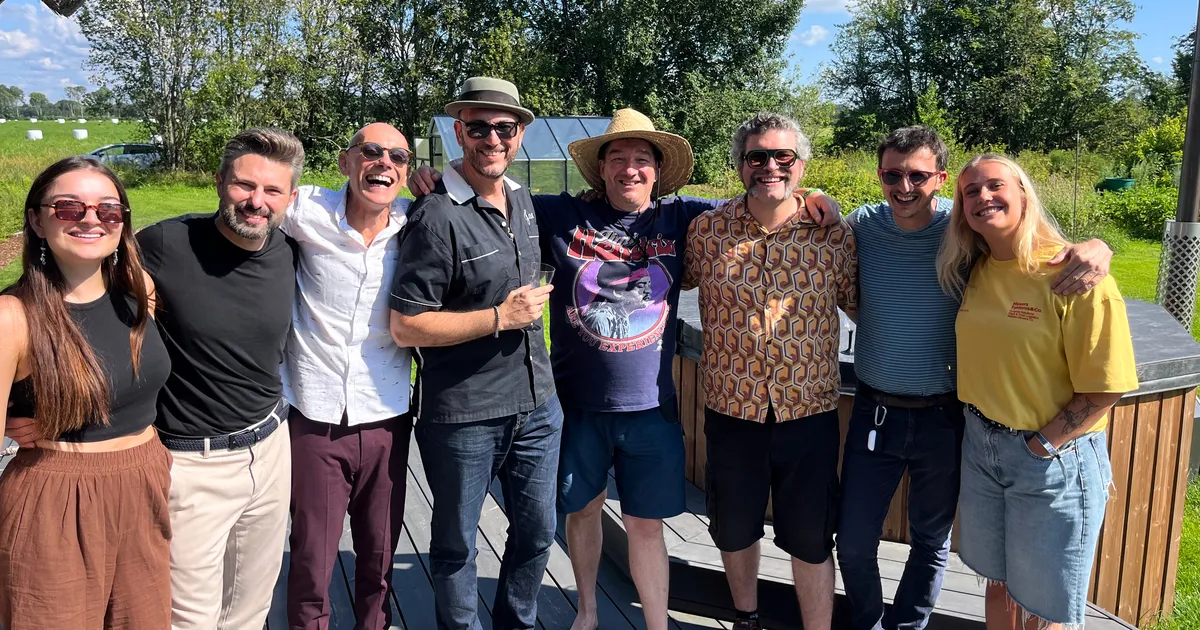 LÕBUS VIDEO ⟩ «Eesti tüdrukud on parimad!» Vaata, miks see bluusibänd ei taha siit enam lahkuda!