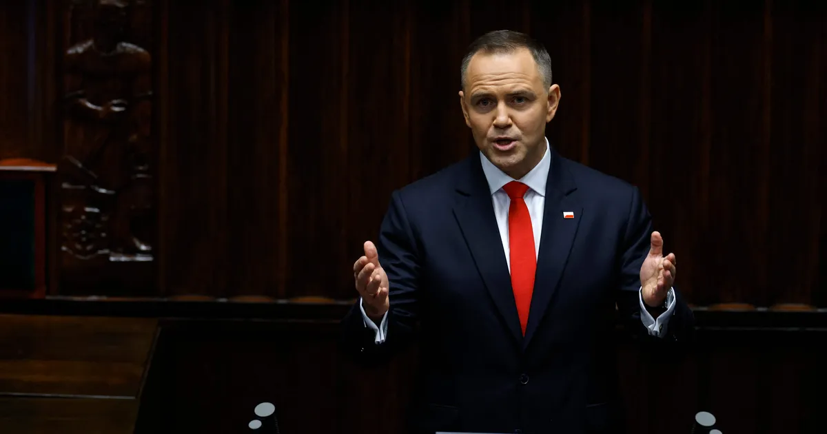 Rahvuslasest ajaloolane Karol Nawrocki vannutati Poola uueks presidendiks