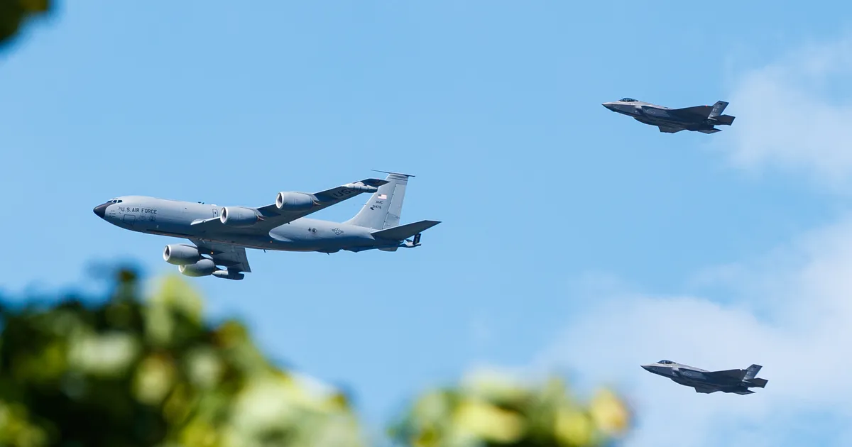 «VÄGA KÕHE HAKKAS!» ⟩ Saue elanikud on häiritud öisest lärmakast lennutegevusest, õhuvägi selgitab olukorda