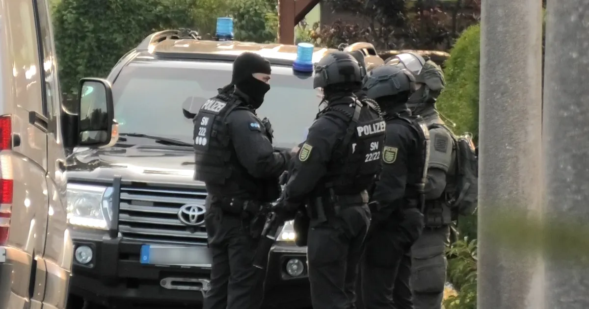 RIIGIPÖÖRDE VANDENÕU ⟩ Saksa politsei pidas kinni mitu parlamendile relvastatud rünnakut plaaninud isikut