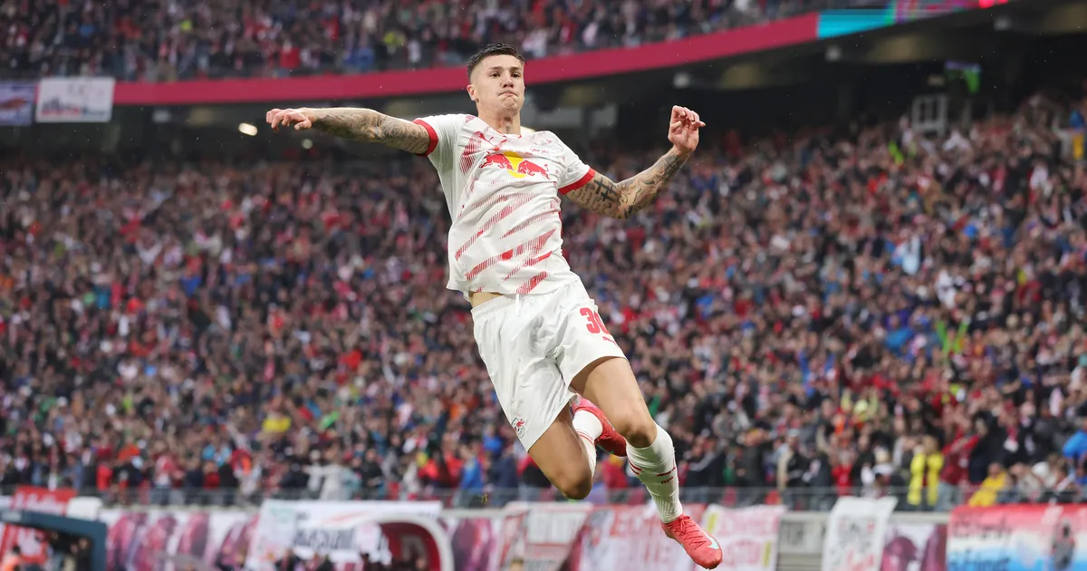 Manchester United täiendab ridu Sloveenia ründetalendiga