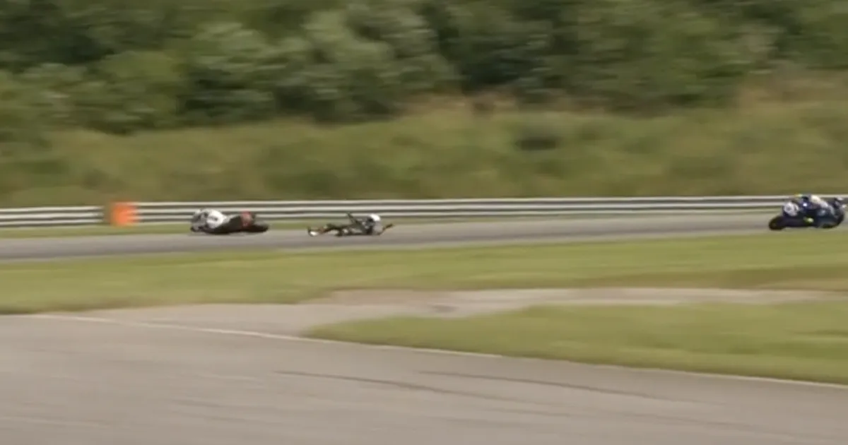 VIDEO ⟩ Feltcar Estonian Grand Prix: liidrikohta hoidnud eestlane kukkus