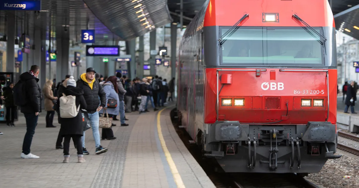 Suitsupausilt hilinenud reisija riputas end Austrias 230 km/h kihutanud rongi külge