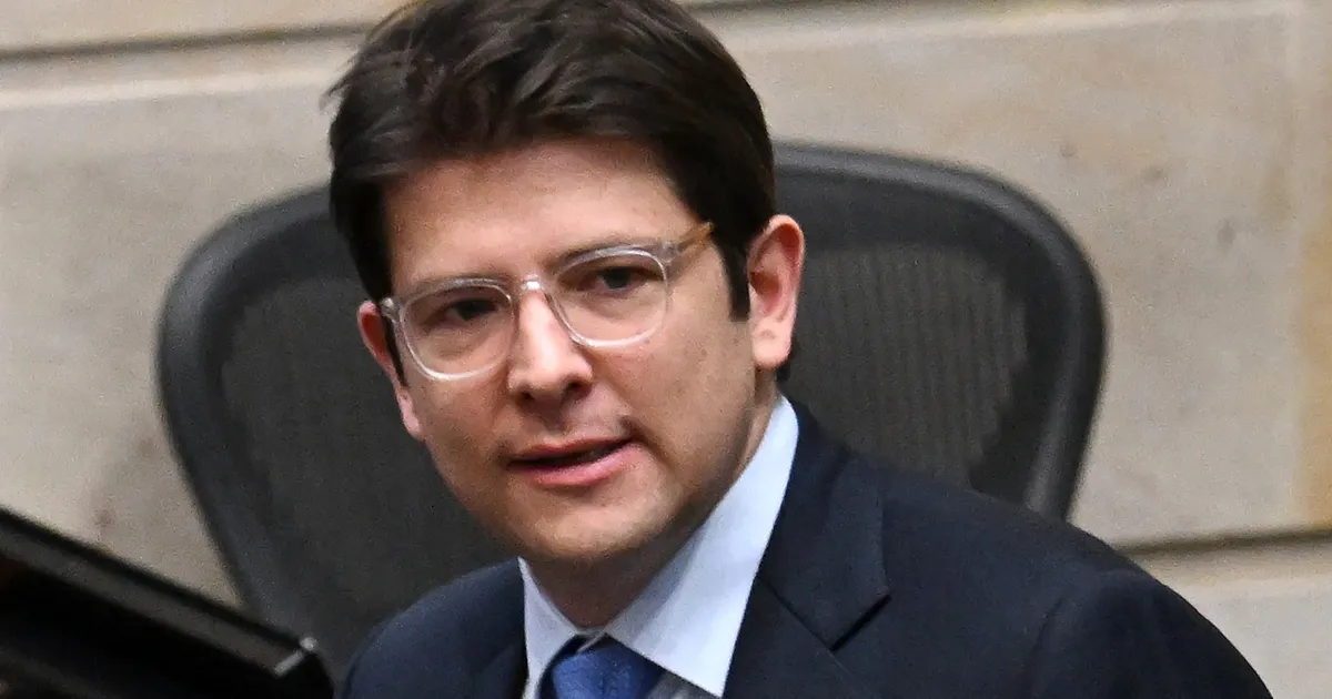 Juunis rünnaku ohvriks langenud Colombia presidendikandidaat suri haiglas