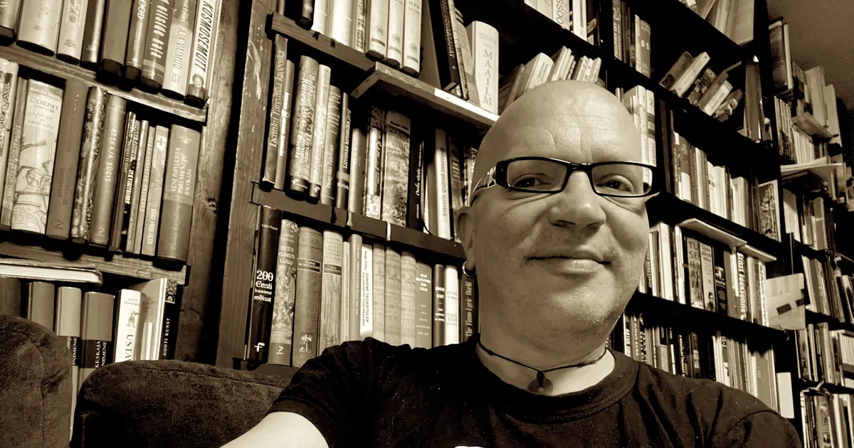 ELU 25 ⟩ Juku-Kalle Raid: kuidas kommarid Pätsi ausamba ära lõhkusid.