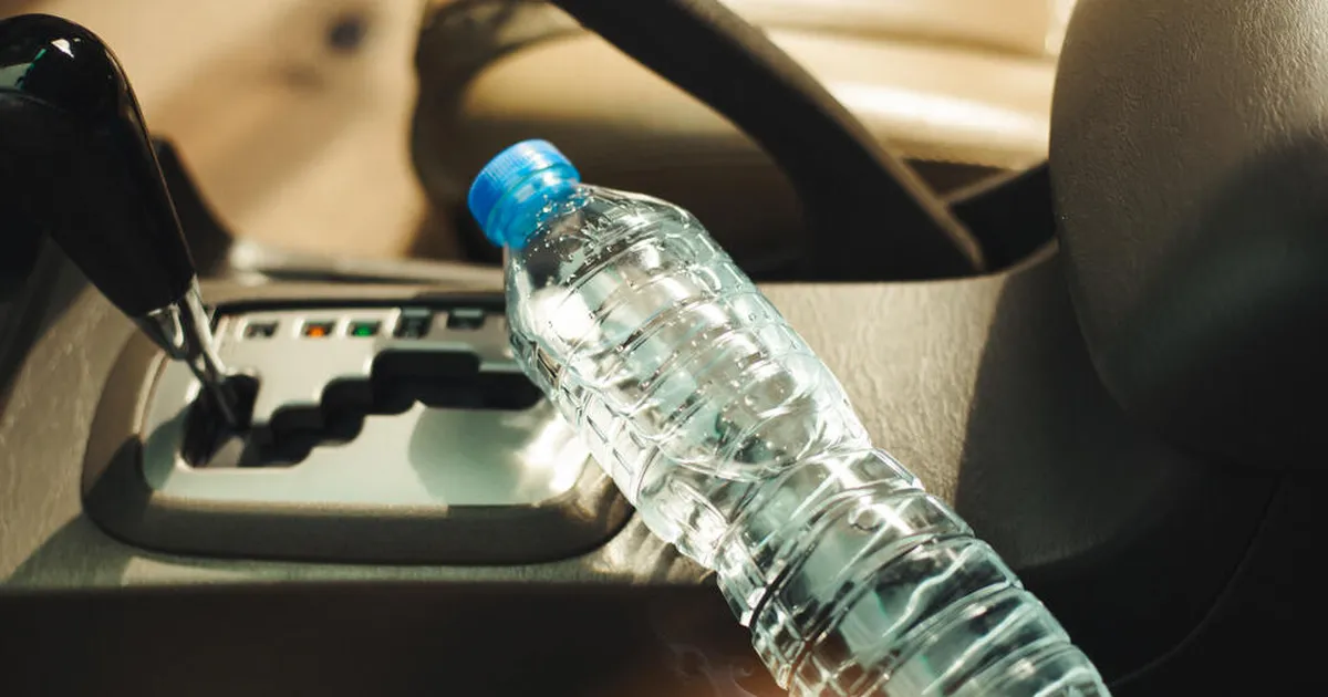 TASUB TEADA ⟩ Kas autosse unustatud vett võib ikka juua?