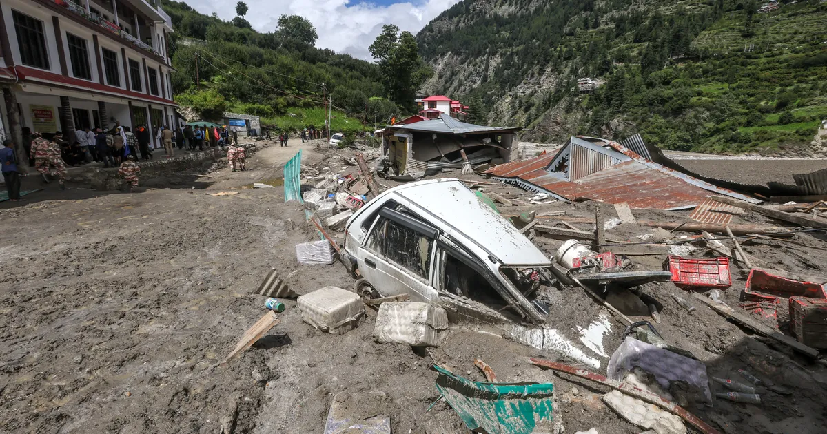 Indias sai Himaalaja üleujutuses surma kardetavasti üle 70 inimese