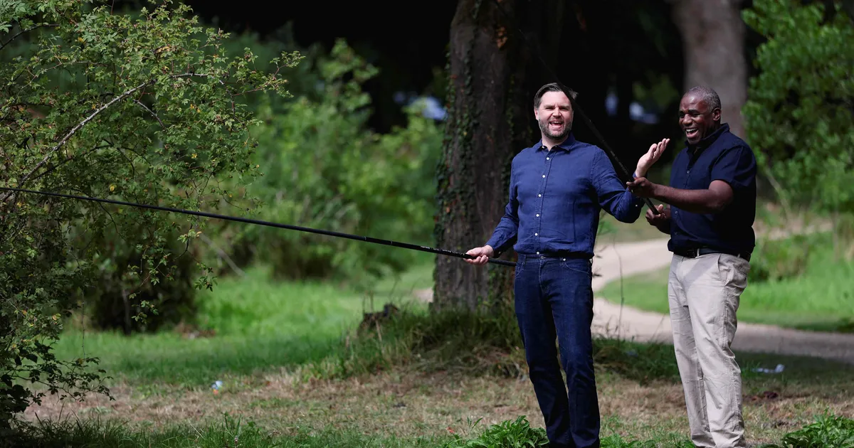 Briti välisministri ja USA asepresidendi ühine kalalkäik osutus röövpüügiks