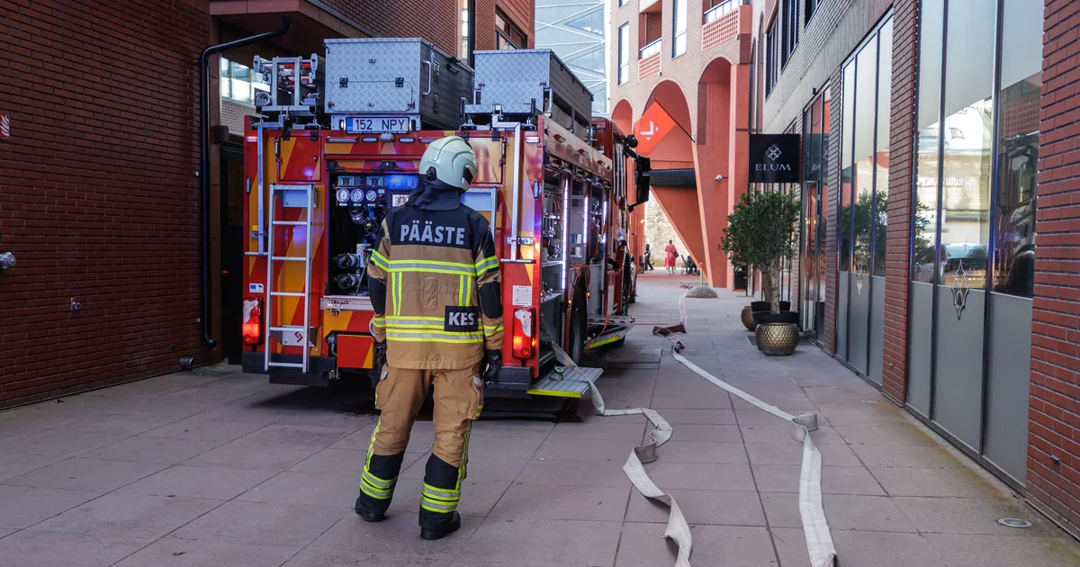 FOTOD ⟩ Tallinnas Rotermanni kvartali hotellis oli tulekahju