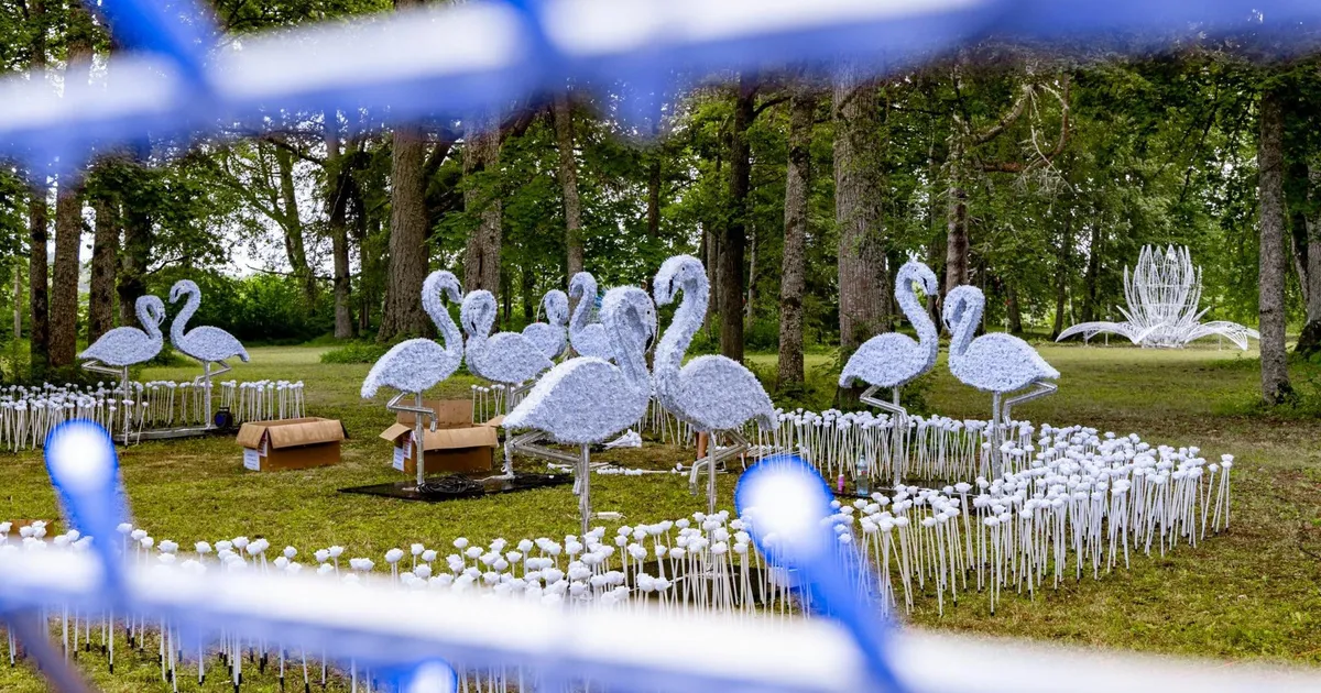 Galerii ⟩ Väikeküla vallutab taas müstiline valguspark
