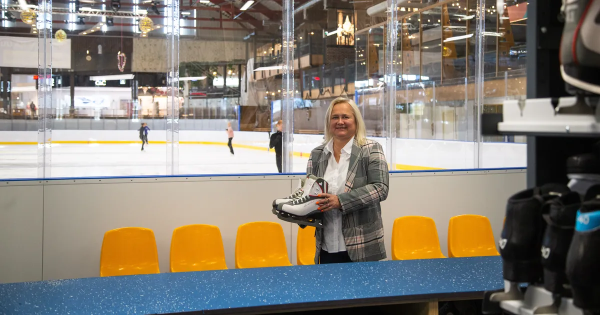 Lõunakeskuse uisuväljakul võib nüüd tipptasemel hokit mängida