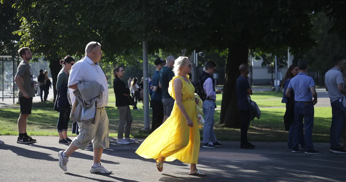 OTSEFOTOD ⟩ Vaata, kes saabuvad Bryan Adamsi kontserdile