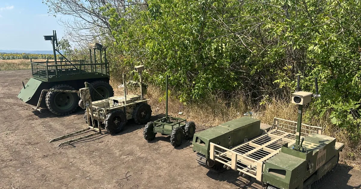 KIMMEL, HEINMAA JA HEREM UKRAINAS ⟩ Mehitamata maismaadroonidel võib iga ülesanne jääda viimaseks