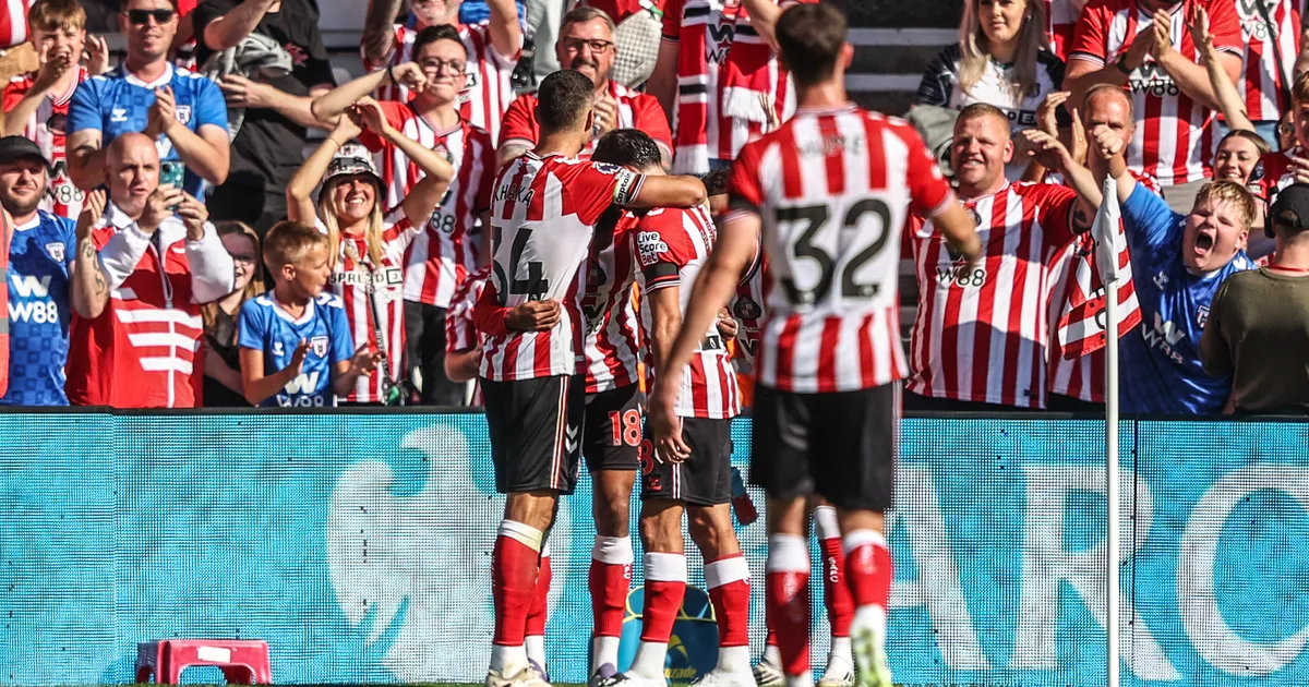 Kaheksa aastat nuttu ja valu sai läbi: kuuekordne Inglismaa meisterklubi naasis kõrgliigasse pauguga