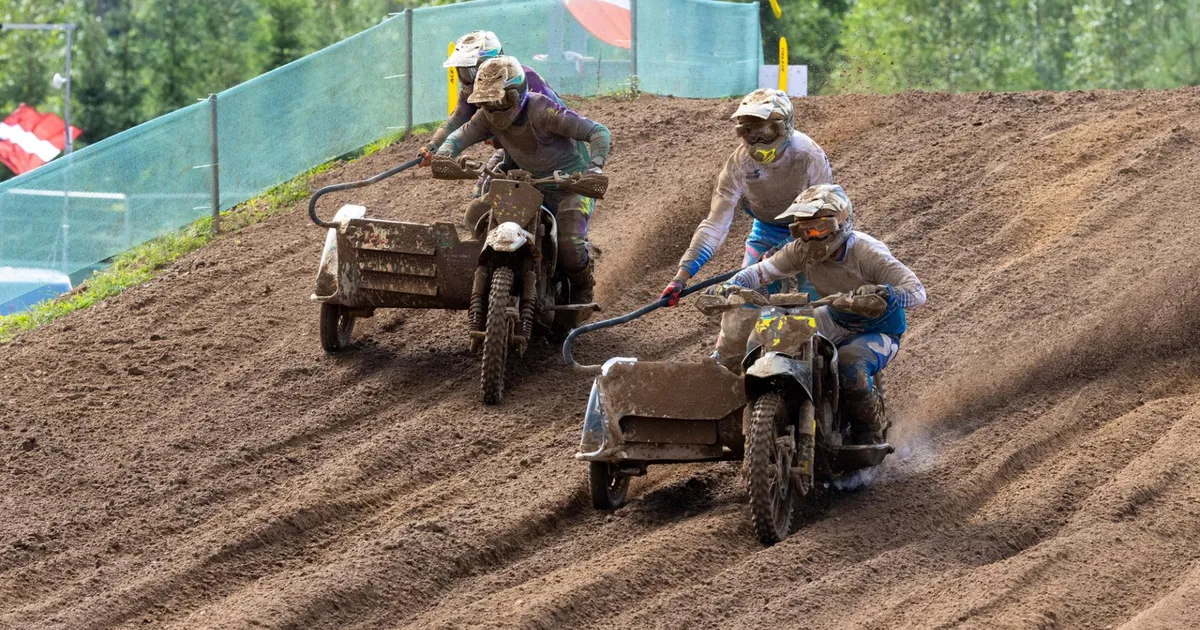 Külgkorvide MM-i Läti etapi avasõidus jõudis kaks Eesti krossipaari esikümnesse