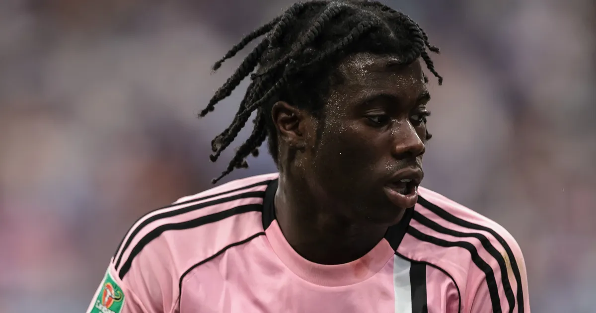 VIDEO ⟩ 16aastane inglane purustas Madridi Reali superstaari rekordi