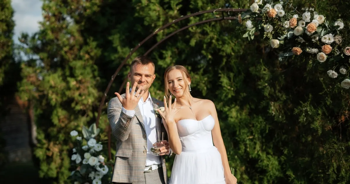 PULMADRAAMA ⟩ Peigmehe õe salasepitsus ujus päevavalgele alles aasta hiljem