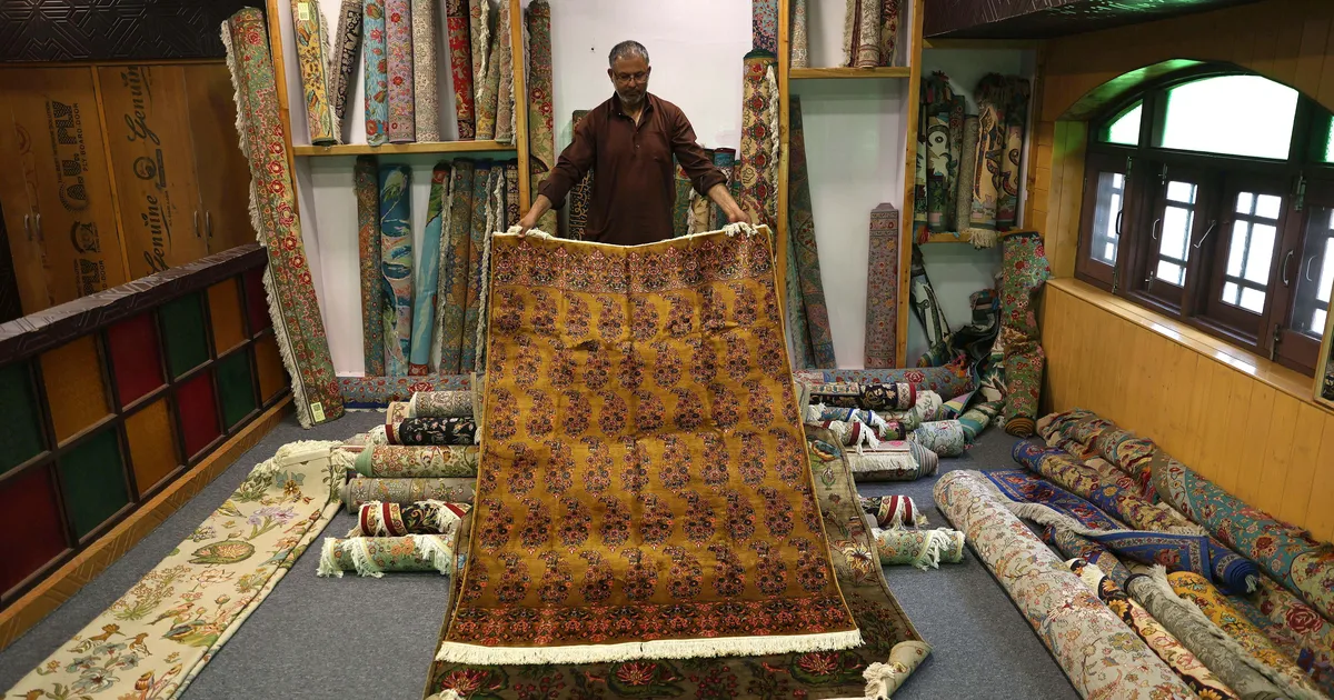 Modi vastab USA tollimaksudele koduste maksukärbetega