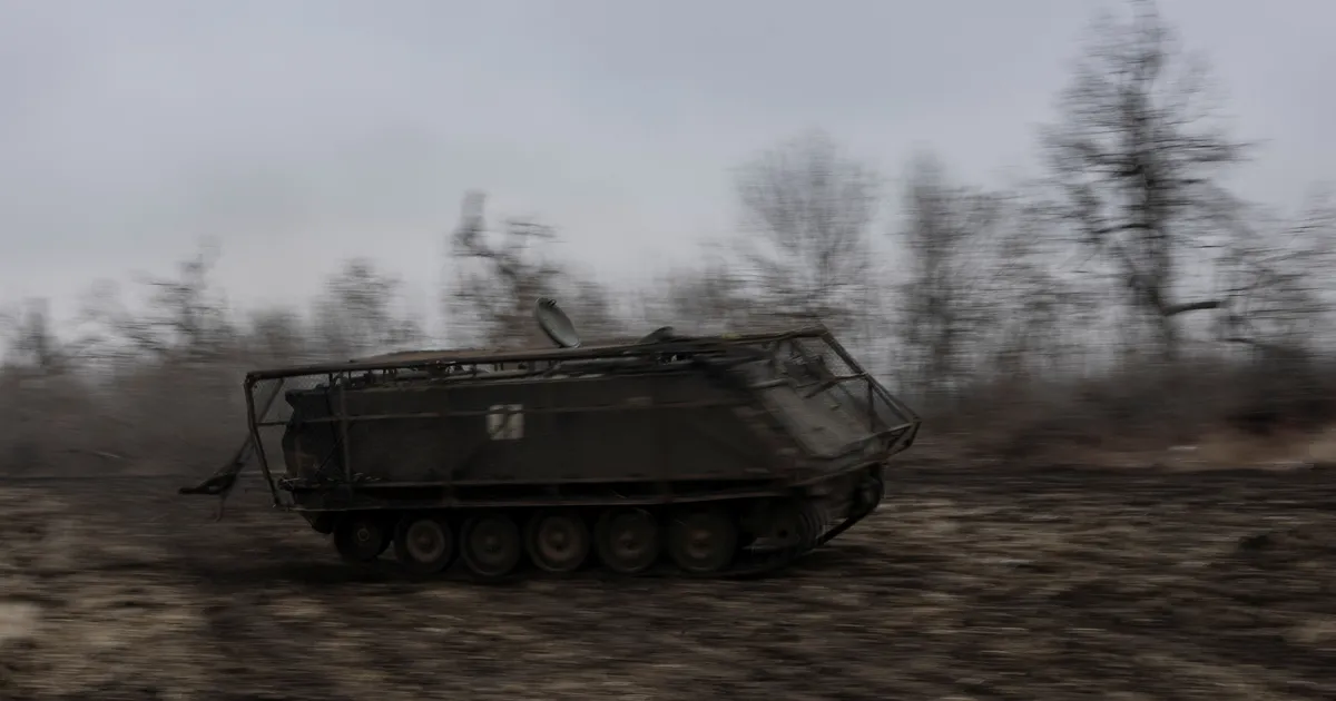 KIIEV NÖRDINUD ⟩ Vene propaganda levitab videot USA lippu lehvitades Ukrainat ründavatest sõduritest