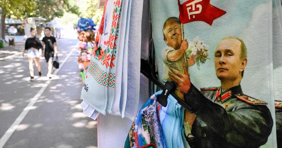 KARMO TÜÜR ⟩ Kentsakas köievedu Donald Trumpi ümber