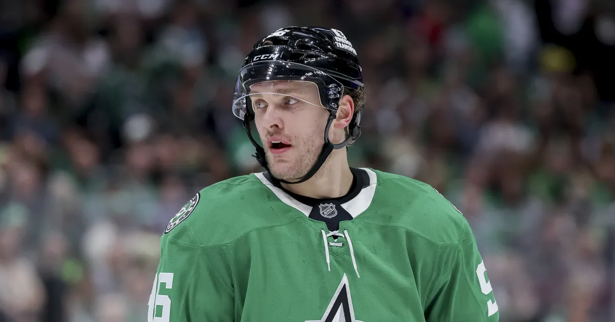 Ajateenistusest kõrvale hoidnud Soome NHLi tähte ähvardab karm karistus