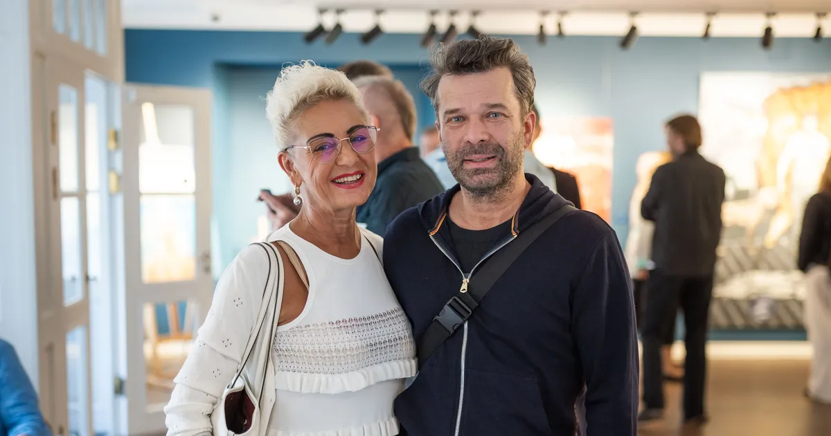 GALERII ⟩ Allee galerii sügishooaja avab Ivar Kaasiku 60. juubelinäitus. Vaata galeriist, kes avamist külastasid!