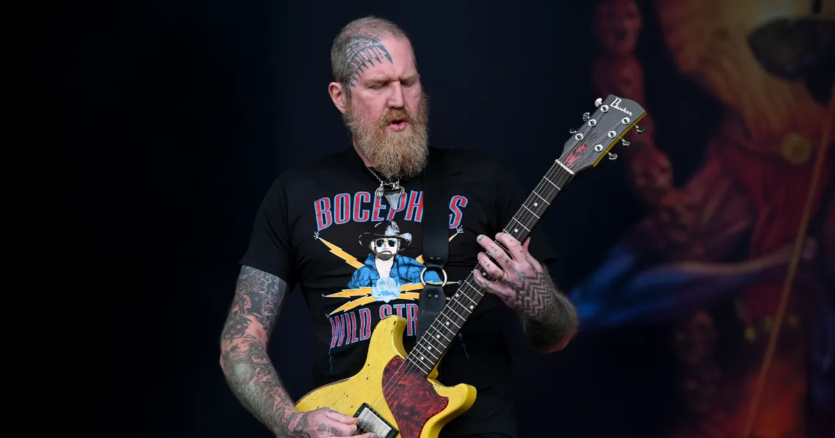 Eestiski esinenud metalbändi kitarrist suri traagilises õnnetuses