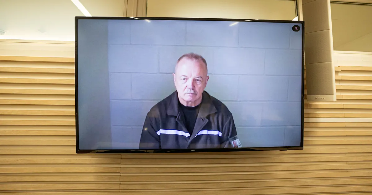 FOTOD KOHTUST ⟩ Võlakütt Lembitu Kitt loodab vanglast välja saada: eks minu elu läheb ikka edasi oma rada