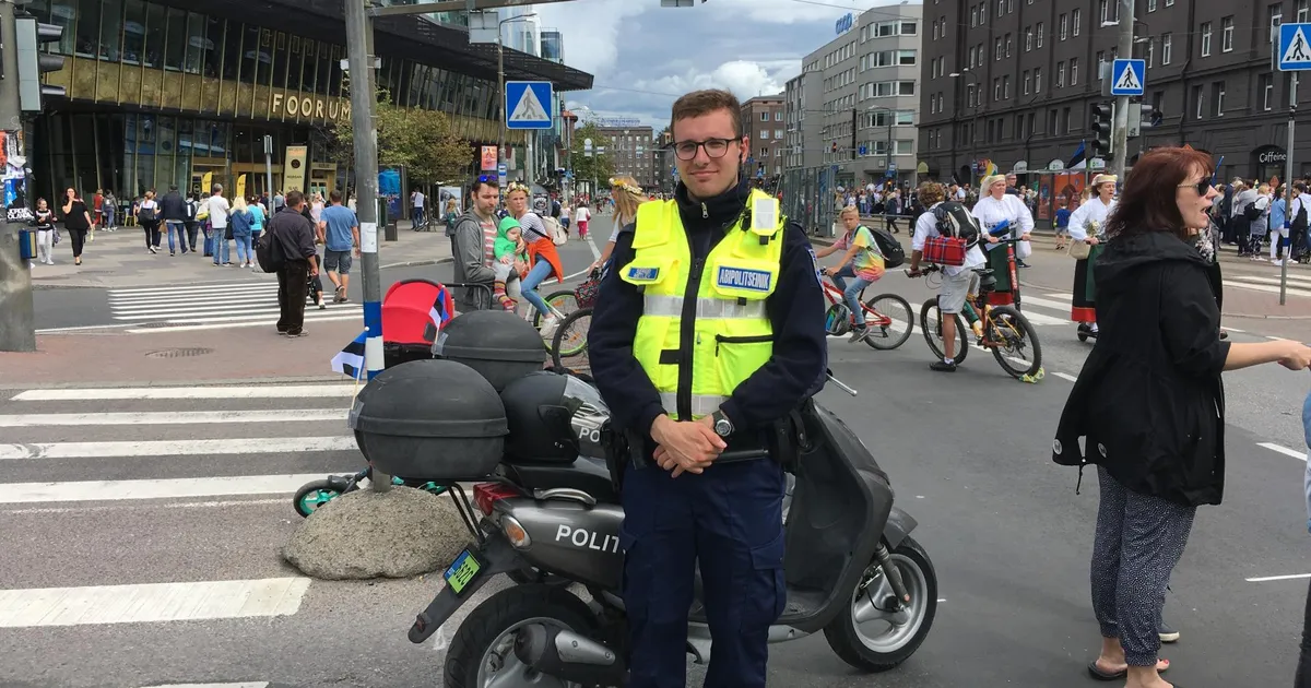 FOOKUS ⟩ Sergei Metlev: kümnend abipolitseinikuna õpetas mulle, kui habras on tsivilisatsioon