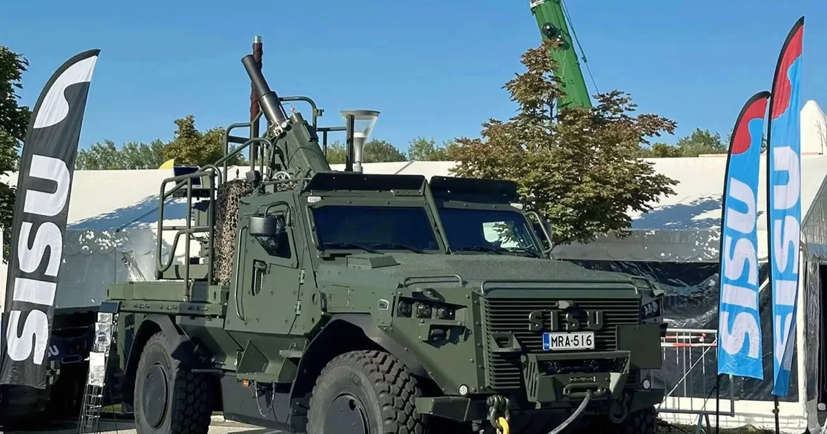 Soomlased valmistasid SISU sõidukile paigaldatud miinipildujasüsteemi