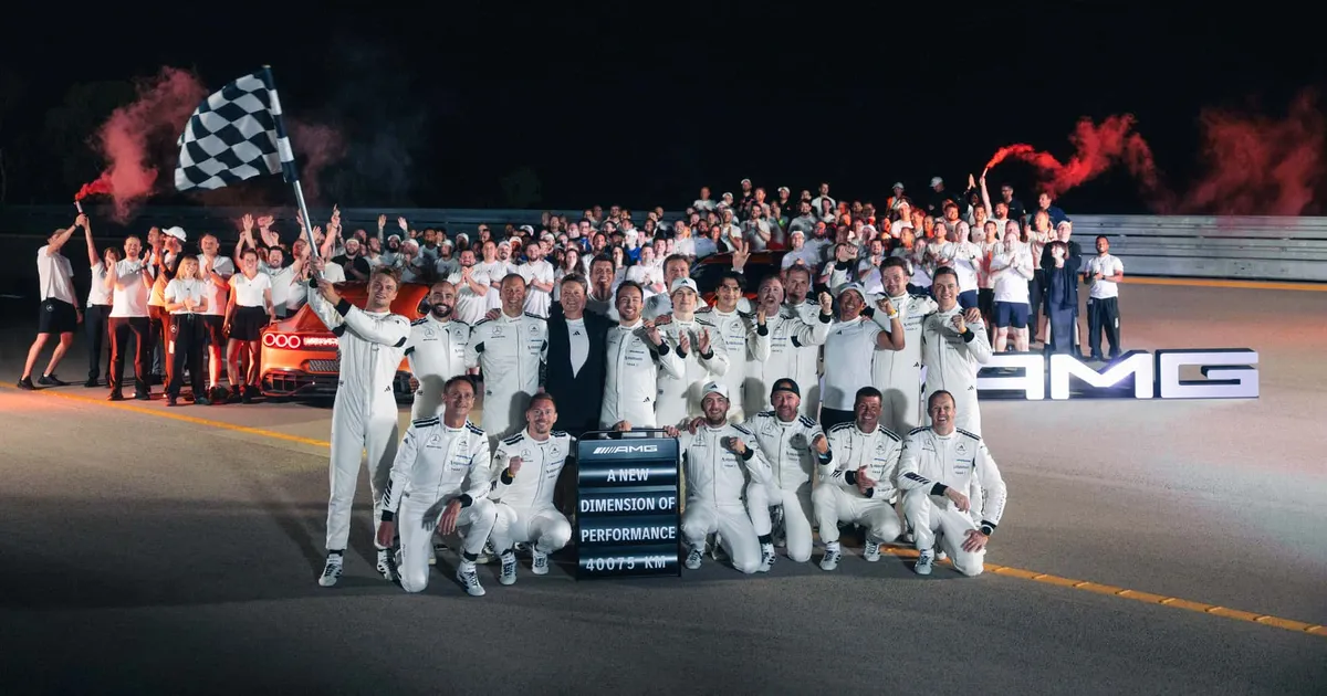 Mercedes püstitas mitu maailmarekordit, oma rolli mängis ka Eesti võidusõitja