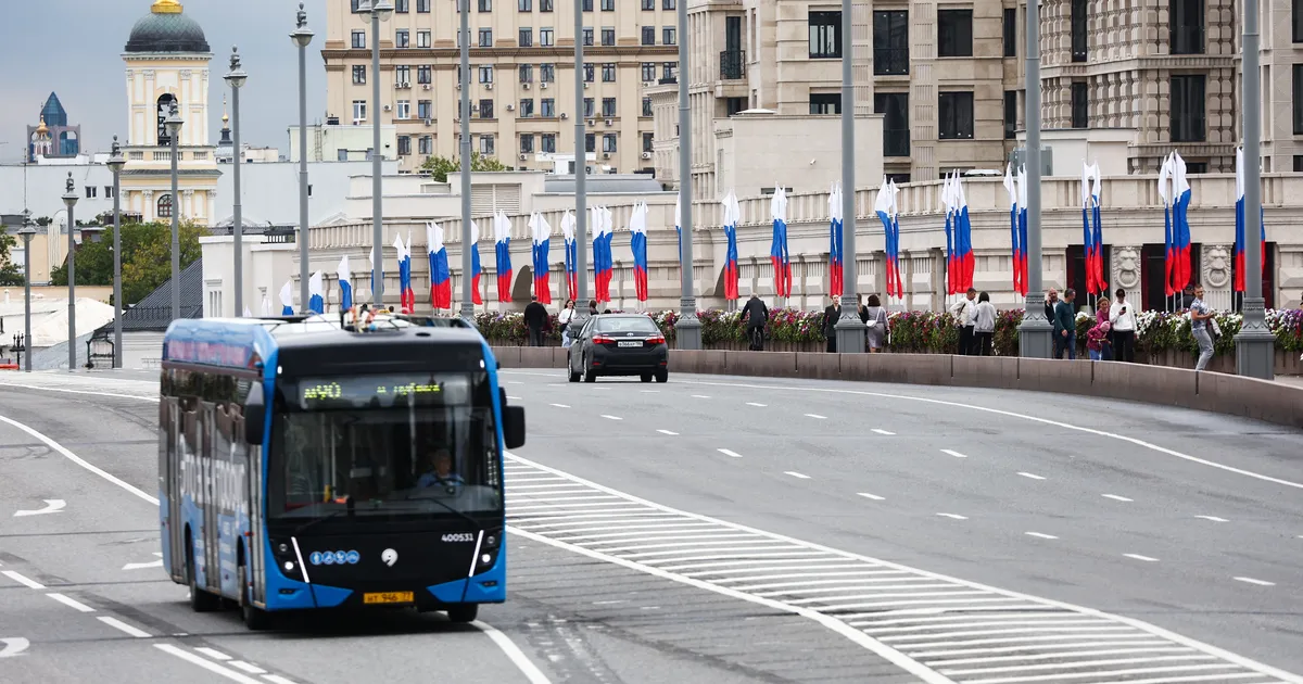 RAINER SAKS ⟩ Venemaa varud rünnaku all: Moskva võib toime tulla, aga teiste piirkondade arvelt