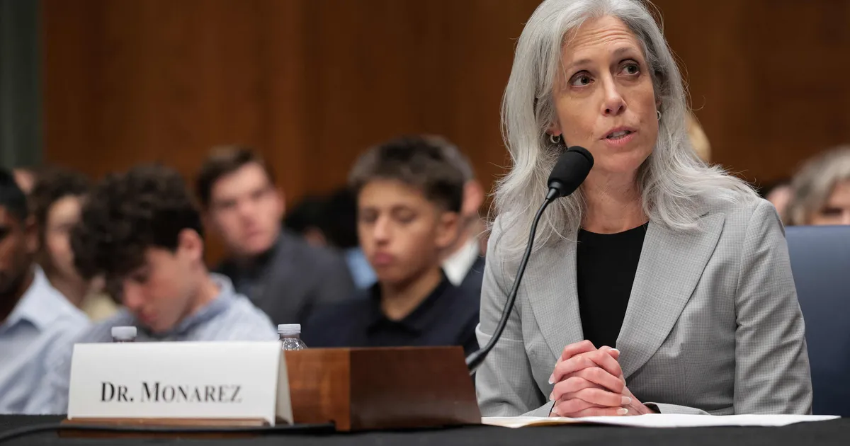 Tüli vaktsiiniskeptikust ministriga maksis USA terviseameti juhile koha