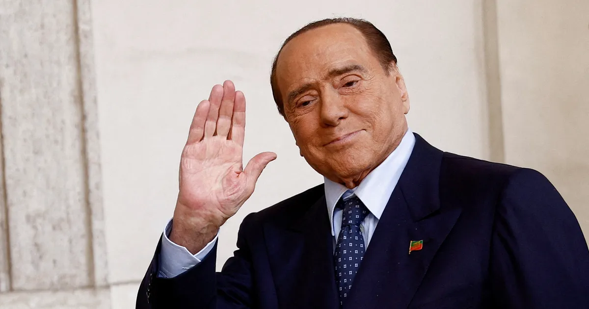 VÄÄRT 500 MILJONIT EUROT ⟩ Berlusconi pärijad müüvad maha kurikuulsate bunga-bunga pidude villa Sardiinias