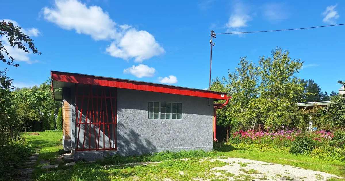 Naabrid mures: Ihaste «mošee» asemele võib kerkida maja