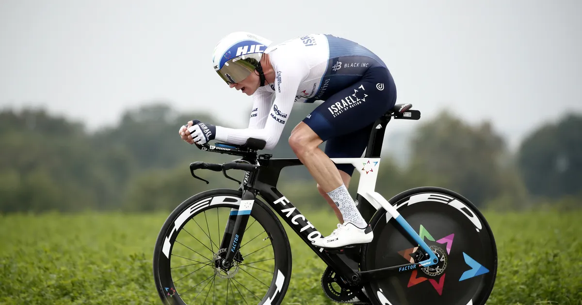 Neljakordne Tour de France'i võitja viidi pärast tõsist kukkumist helikopteriga haiglasse