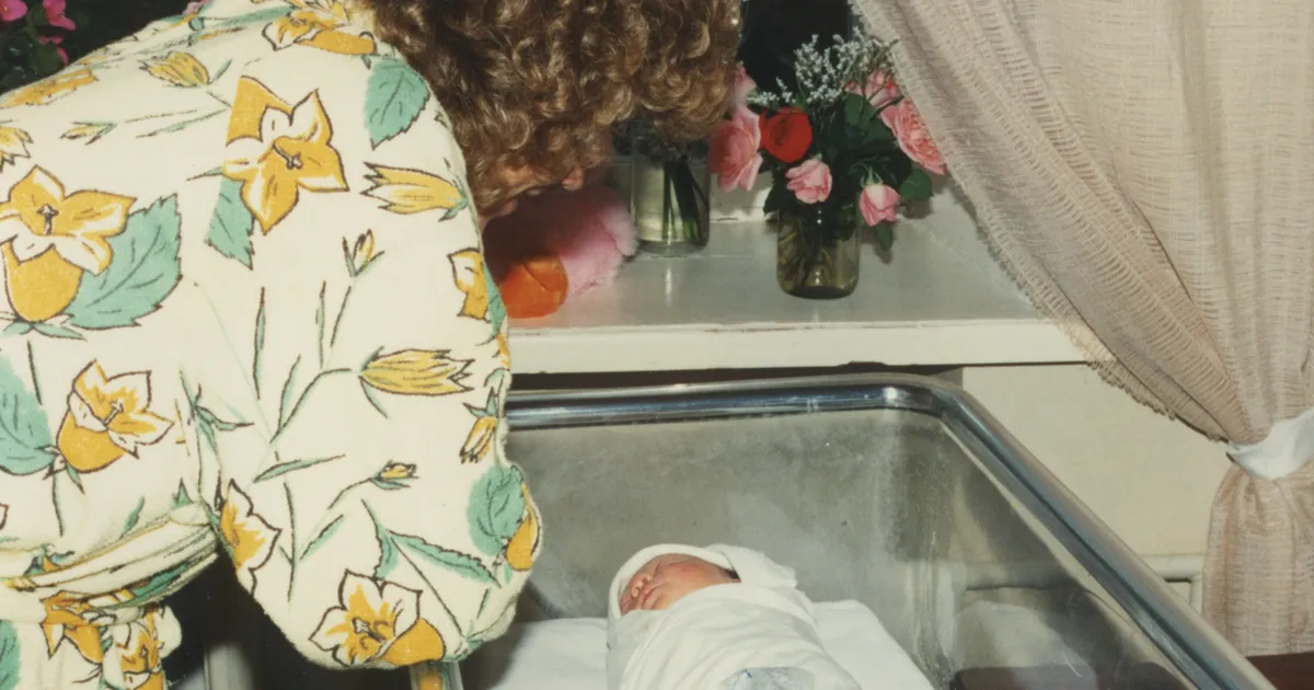 Katseklaasilaste emad jagavad aastatetaguseid lugusid ja meenutavad tänutundega Aino Järvesood