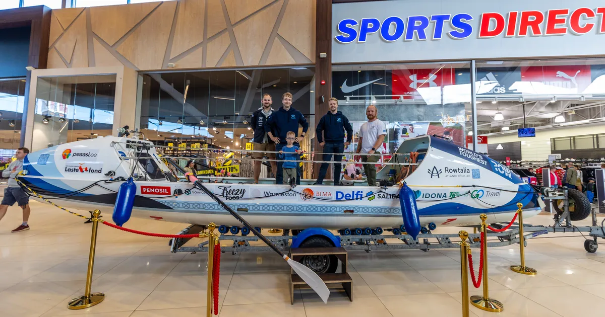 Üle Atlandi ookeani sõudjad tõstsid paadi veest ja valmistuvad nüüd pikaks katsumuseks kuival maal